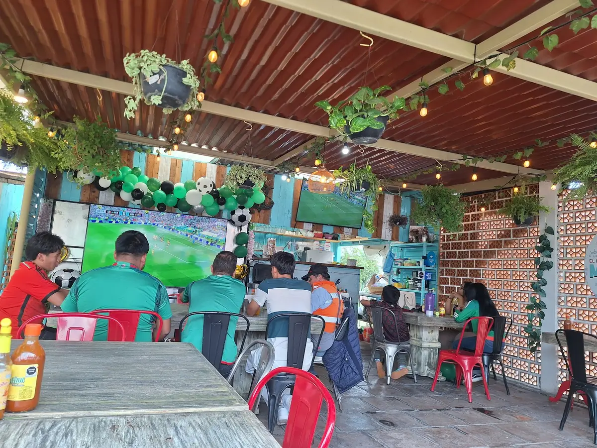 Ambiente de El Rincón Marinero